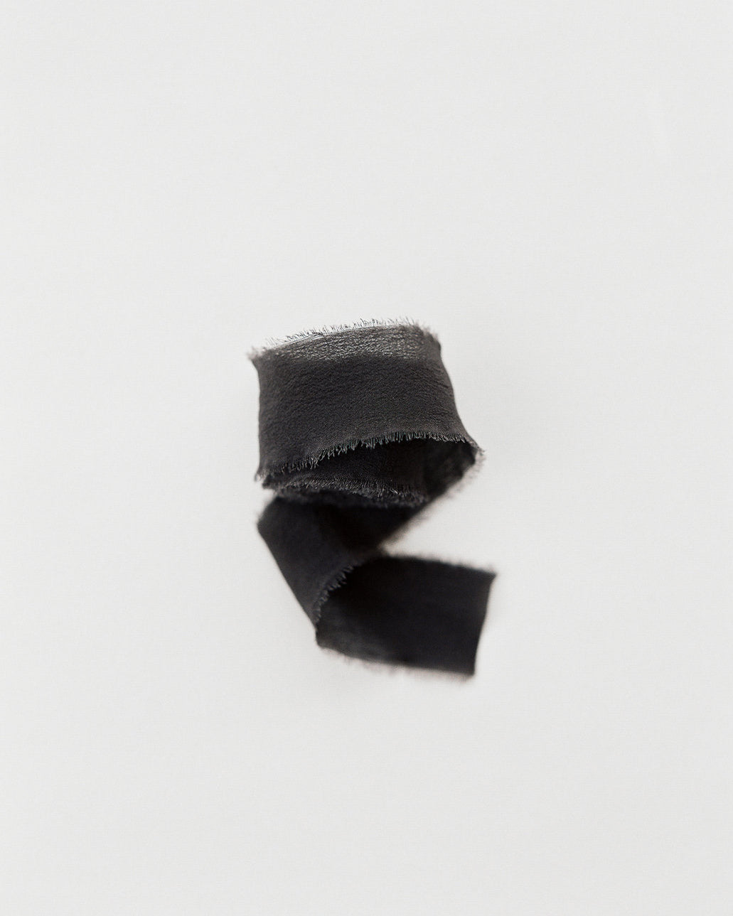 Silk Classic Ribbon in Charcoal
